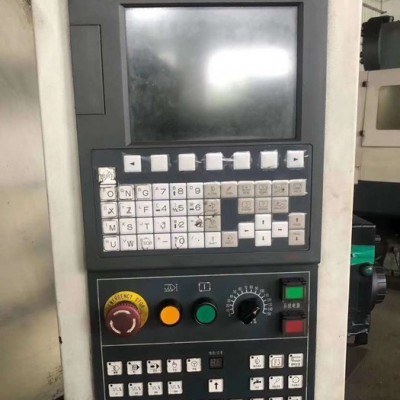 機(jī)械廠急售二手沈陽(yáng)HTC125290數(shù)控臥式車床二手?jǐn)?shù)控臥式車床發(fā)那科TD系統(tǒng)