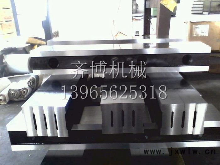 現(xiàn)貨供應(yīng)：剪板機(jī)刀片，6CrW2Si、9CrSi材質(zhì)機(jī)用刀片、折彎模具