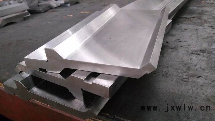 折彎機(jī)模具數(shù)控刀片數(shù)控刀具刀片數(shù)控折彎機(jī)模具折邊機(jī)模具壓痕機(jī)