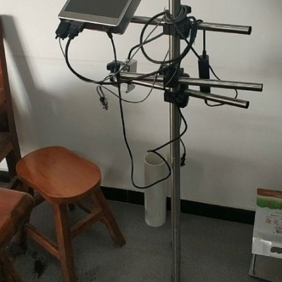 自動口罩打標(biāo)機(jī) 一次性防疫口罩噴碼機(jī)  口罩盒生產(chǎn)日期字符噴碼機(jī)