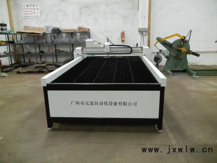 廣東臺(tái)式數(shù)控等離子切割機(jī)，廣州數(shù)控切割機(jī)