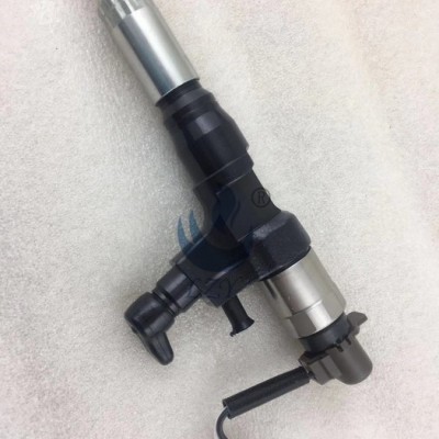 095000-6353 適用于工程機械挖掘機 J05E J06發(fā)動機共軌噴油器總成